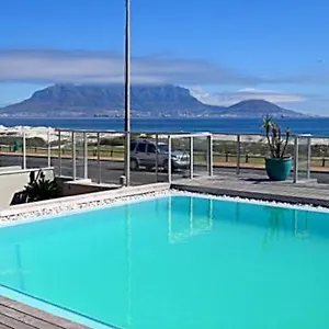 Cape Town Beachfront In Blouberg Apartment